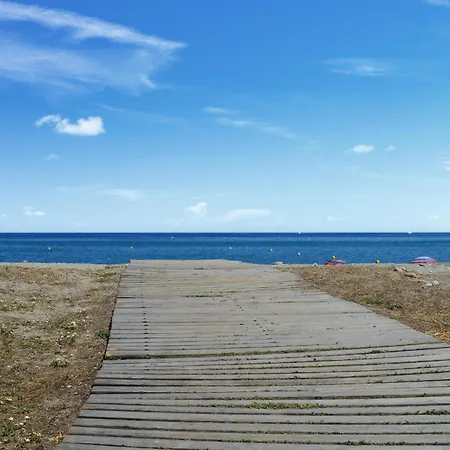 Piscine Et * Furiani